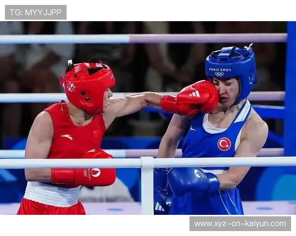 拳击冠军挑战赛选手意志成为赛场亮点