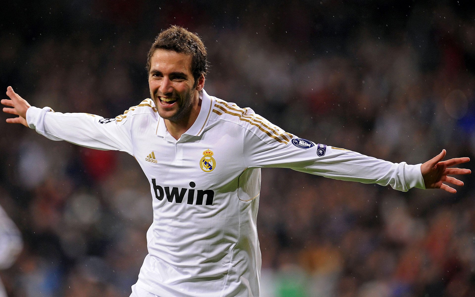 开云体育app入口-中超联赛赛程压缩挑战球队体能极限，中超比赛规则改革